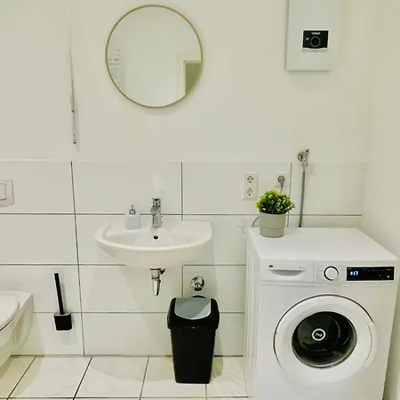 Apartment Bege Rent & Repeat *